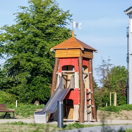 Kleine Strandoase - Mit Suedbalkon, Wellness & Boddenblick