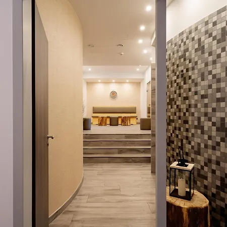 Kleine Strandoase - Mit Suedbalkon, Wellness & Boddenblick