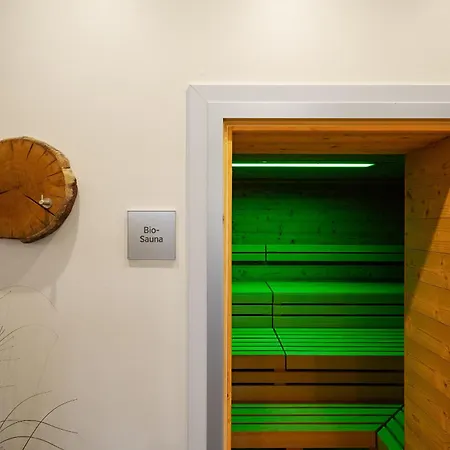 Kleine Strandoase - Mit Suedbalkon, Wellness & Boddenblick Apartment Wustrow (Fischland)