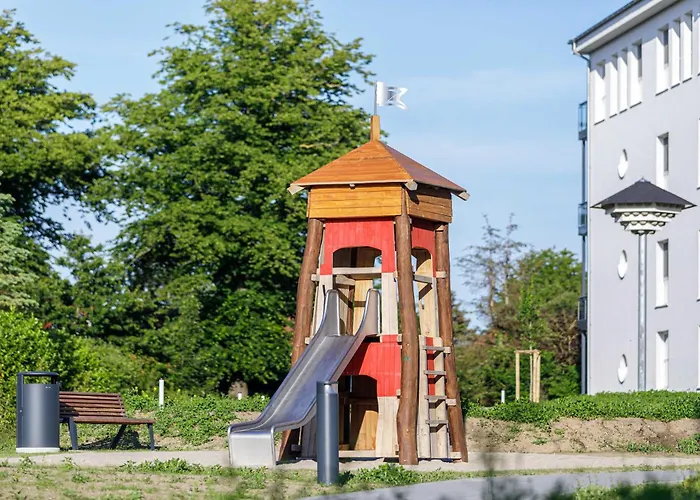 Kleine Strandoase - Mit Suedbalkon, Wellness & Boddenblick