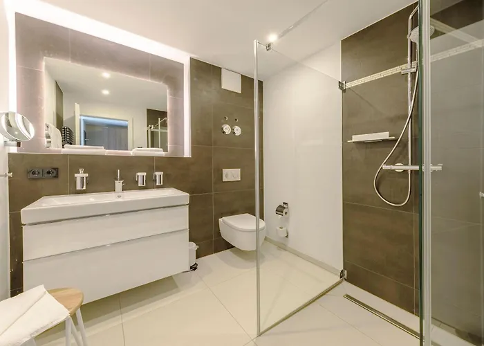 Kleine Strandoase - Mit Suedbalkon, Wellness & Boddenblick *